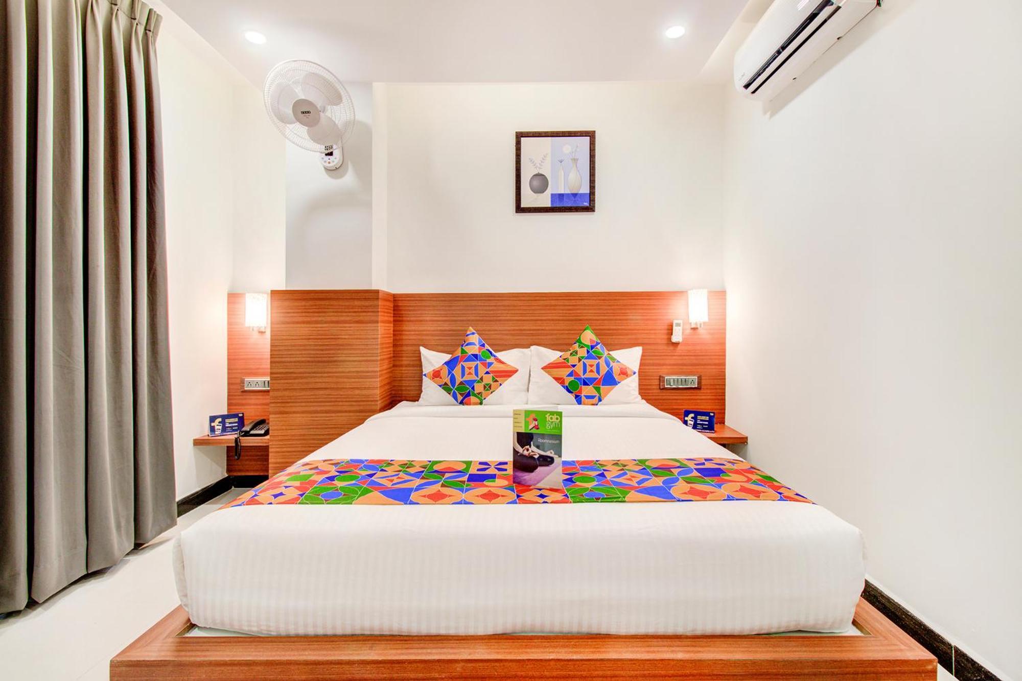 Fabhotel The Royal Suites - Nr Gopalan Innovation Mall Bangalore Ngoại thất bức ảnh