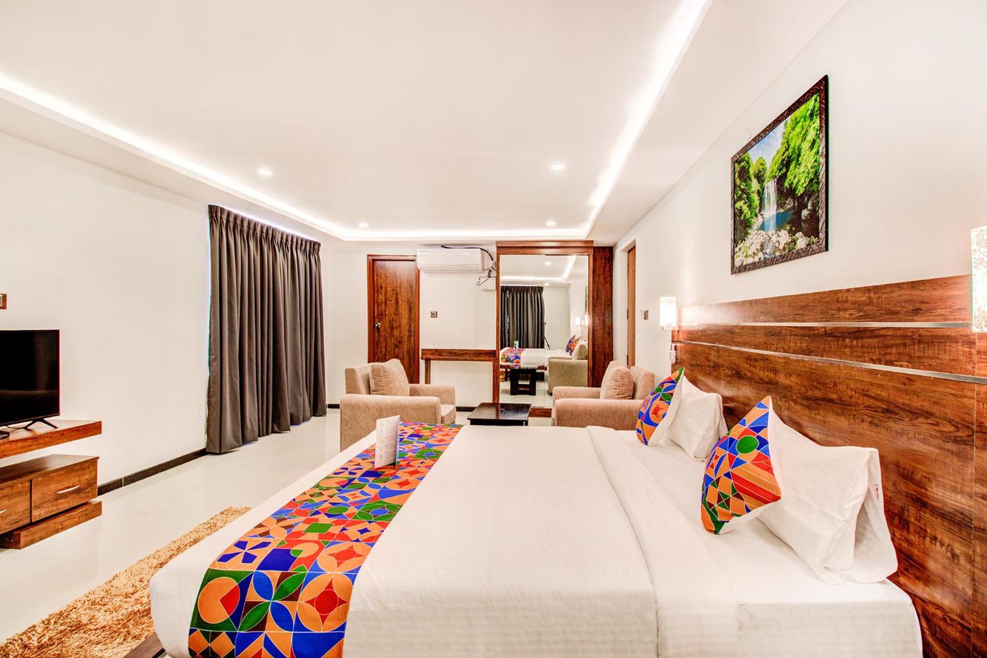 Fabhotel The Royal Suites - Nr Gopalan Innovation Mall Bangalore Ngoại thất bức ảnh